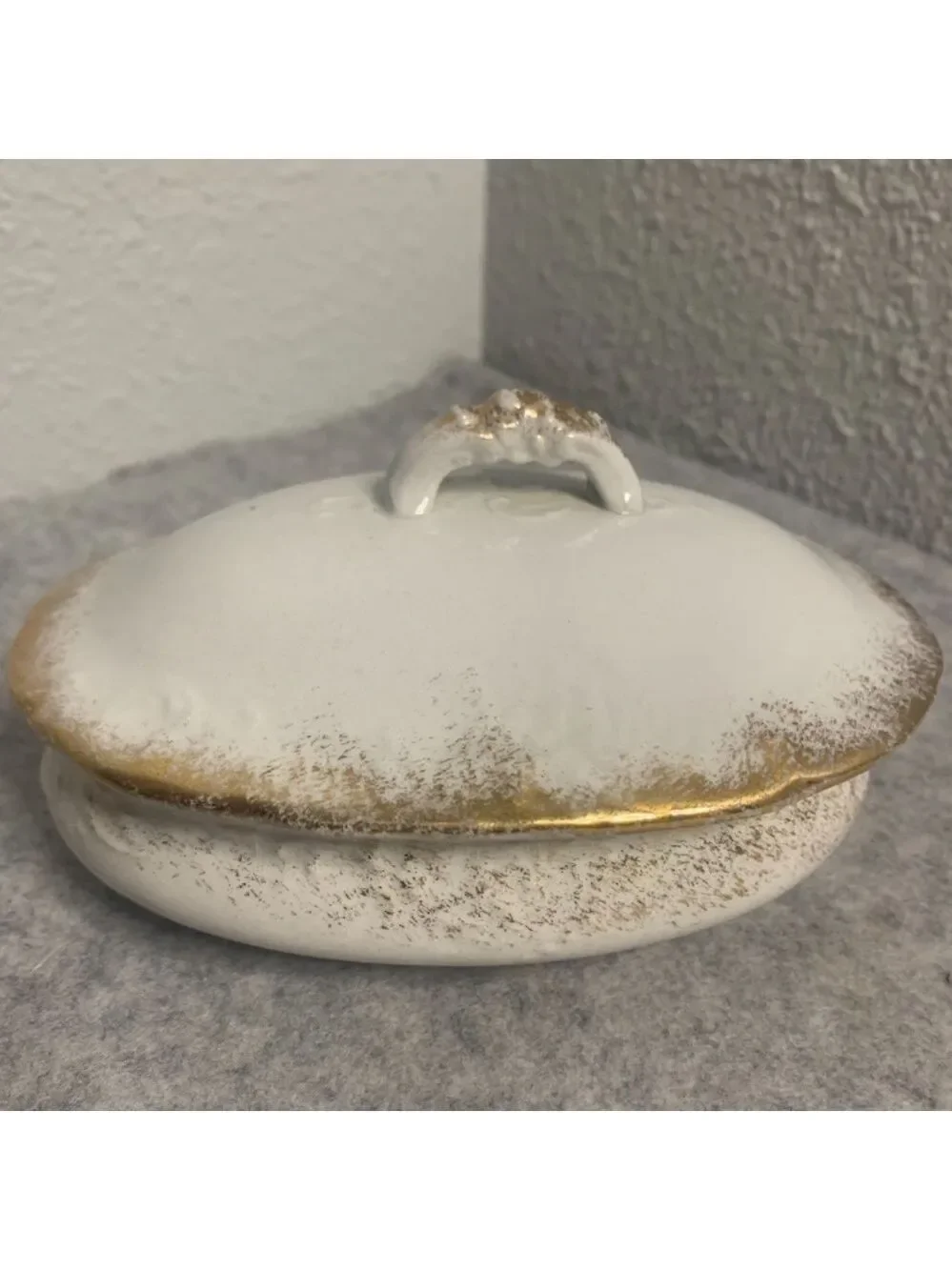 Vintage Oval Ceramic Gold Accent Soap Trinket Jewelry Dish 5x7 No Chips or Crack